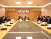 نائب رئيس الوزراء وزير الإدارة المحلية يلتقي رئيس مجلس مفوضي الهيئة المستقلة للانتخاب لبحث الاستعدادات للانتخابات المقبلة